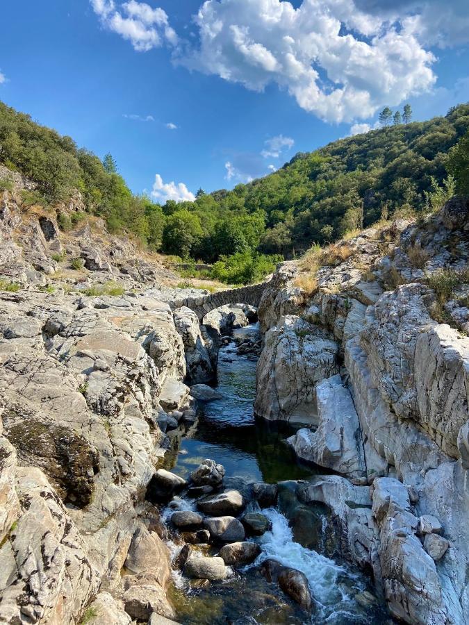 La Frigoule, Un Gite Au Coeur Du Parc Des Cevennes Generargues Екстериор снимка